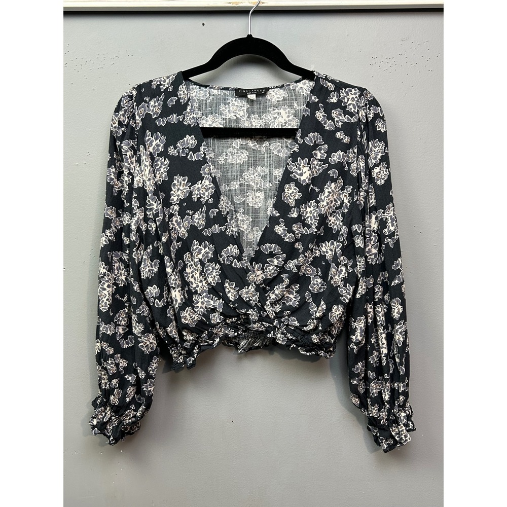 FINAL TOUCH Top Womens Large Black Floral Print Crop Long Sleeve V Neck Blouse